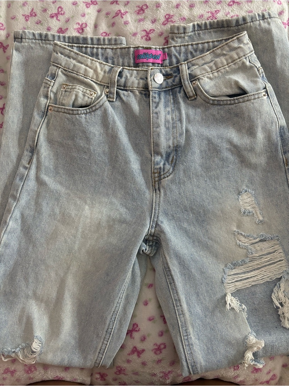 Edikted Light Blue Distressed Boyfriend Jeans